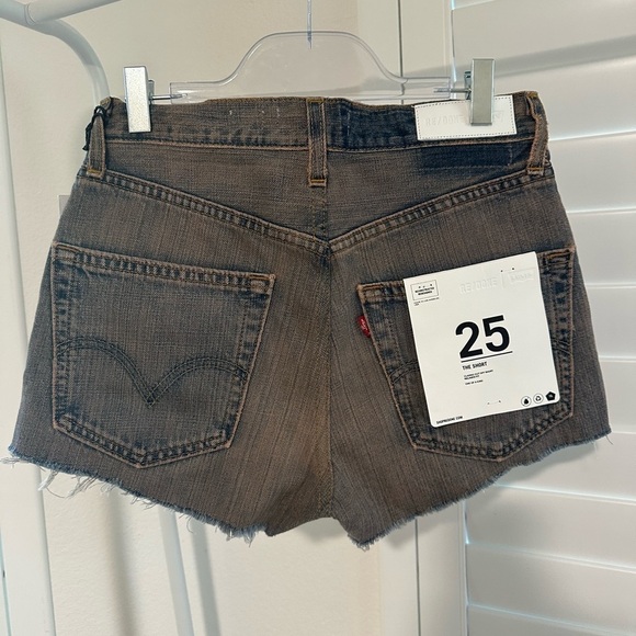 RE/DONE Levi’s The Short Tinted Blush Pink - Picture 3 of 5